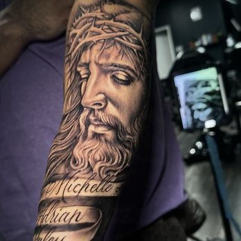 Aztlan Ink Tattoo - Tattoo Near Me - Austin, Texas