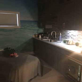 Healing Salt Cave and Wellness Spa - Reflexology Near Me - Guilford, Connecticut
