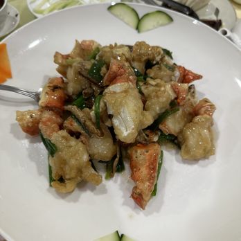Chef Wong Bistro - Act II: Stir Fried King Crab body w/ Ginger & Scallion - Cantonese Near Me - Flushing, New York
