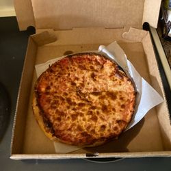 Royal Pizza Roast Beef & Seafood