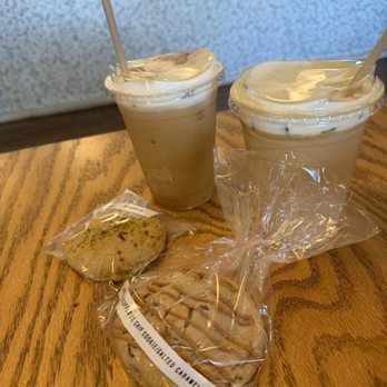 Tamosan Coffee Lounge - Coffee Roasteries Near Me - Scottsdale, Arizona