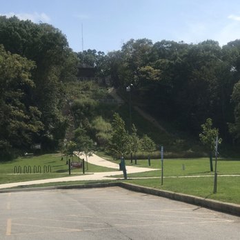 Swallow Cliff Woods - Hiking Near Me - Palos Hills, Illinois Swallow Cliff Woods - Hiking Near Me - Palos Hills, Illinois