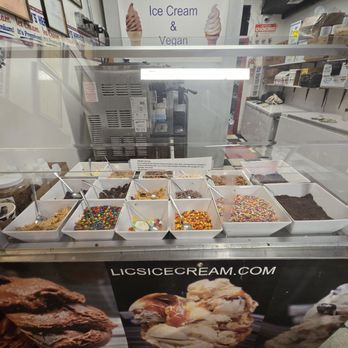 Lic's Ice Cream - Toppings - Ice Cream & Frozen Yogurt Near Me - Northport, New York Lic's Ice Cream - Toppings - Ice Cream & Frozen Yogurt Near Me - Northport, New York