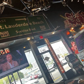 Brgr Stop - Love the scenery! Very cool spot for the family! - American Near Me - Fort Lauderdale, Florida Brgr Stop - Love the scenery! Very cool spot for the family! - American Near Me - Fort Lauderdale, Florida