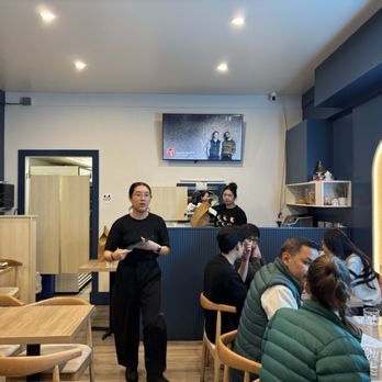 Silom Thai Cuisine - Thai Near Me - Vancouver, British Columbia