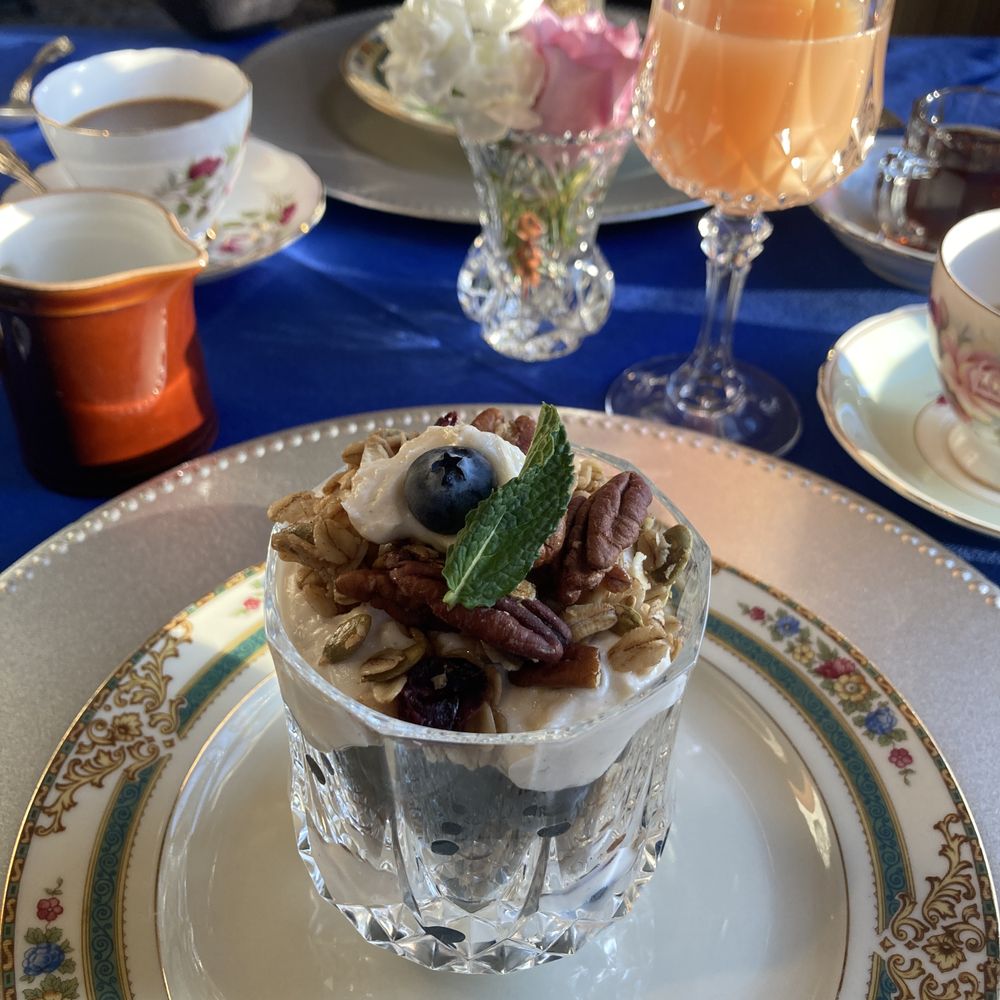The Governor's Inn - Bed & Breakfast Near Me - Ludlow, Vermont The Governor's Inn - Bed & Breakfast Near Me - Ludlow, Vermont
