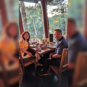 Ishnala - Corner table with a view - Steakhouses Near Me - Wisconsin Dells, Wisconsin Ishnala - Corner table with a view - Steakhouses Near Me - Wisconsin Dells, Wisconsin