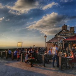 Hare & Hounds