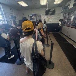 US Post Office - The line that's still in the same place over 20 minutes later