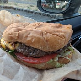 Cheeseburger Deluxe Cheeseburger Deluxe