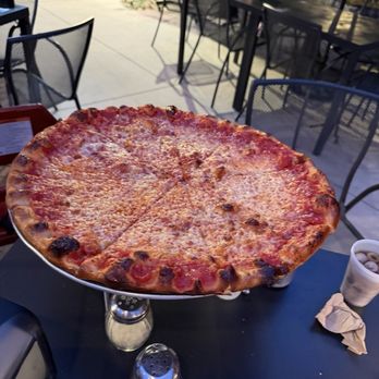 Zepeddie's Pizzeria - Cheese pizza - Pizza Near Me - Charlotte, North Carolina Zepeddie's Pizzeria - Cheese pizza - Pizza Near Me - Charlotte, North Carolina