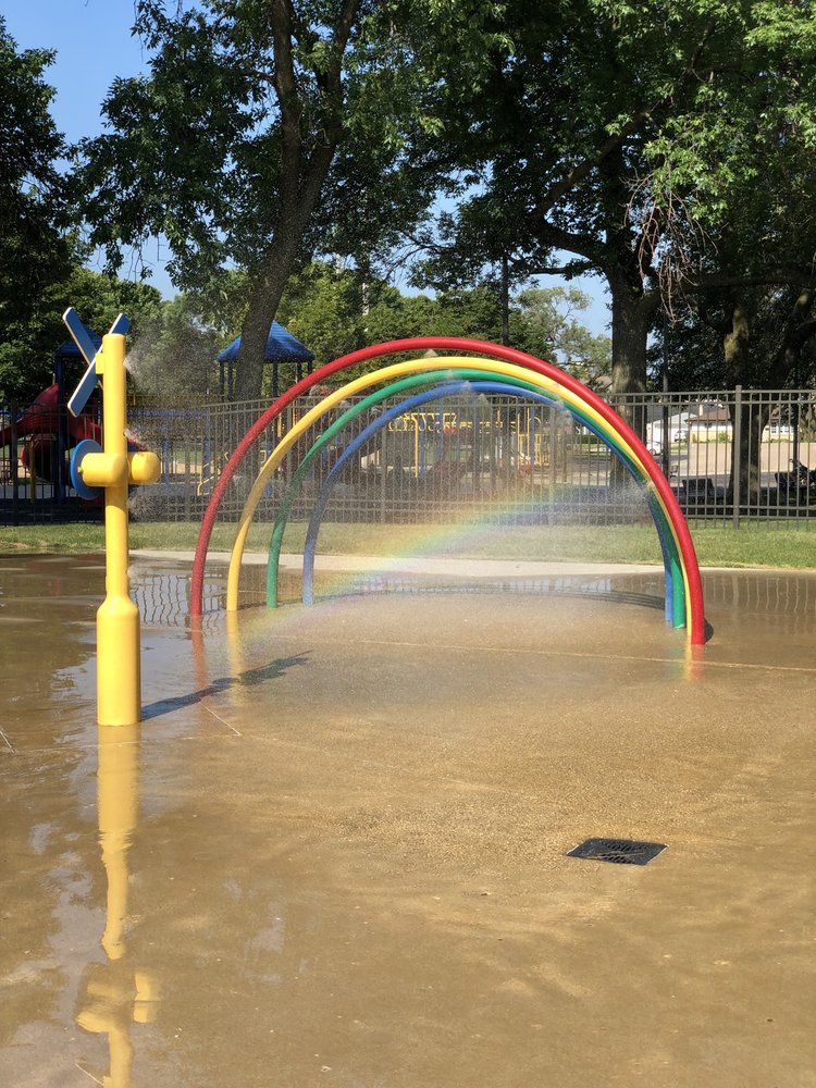 ROSEMONT PARK DISTRICT SPLASH PAD 6140 N Scott St, Rosemont, Illinois