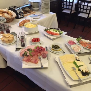 Hotel Mühlenkamp - Breakfast 1 - Hotels Near Me - Oelde, NW Hotel Mühlenkamp - Breakfast 1 - Hotels Near Me - Oelde, NW