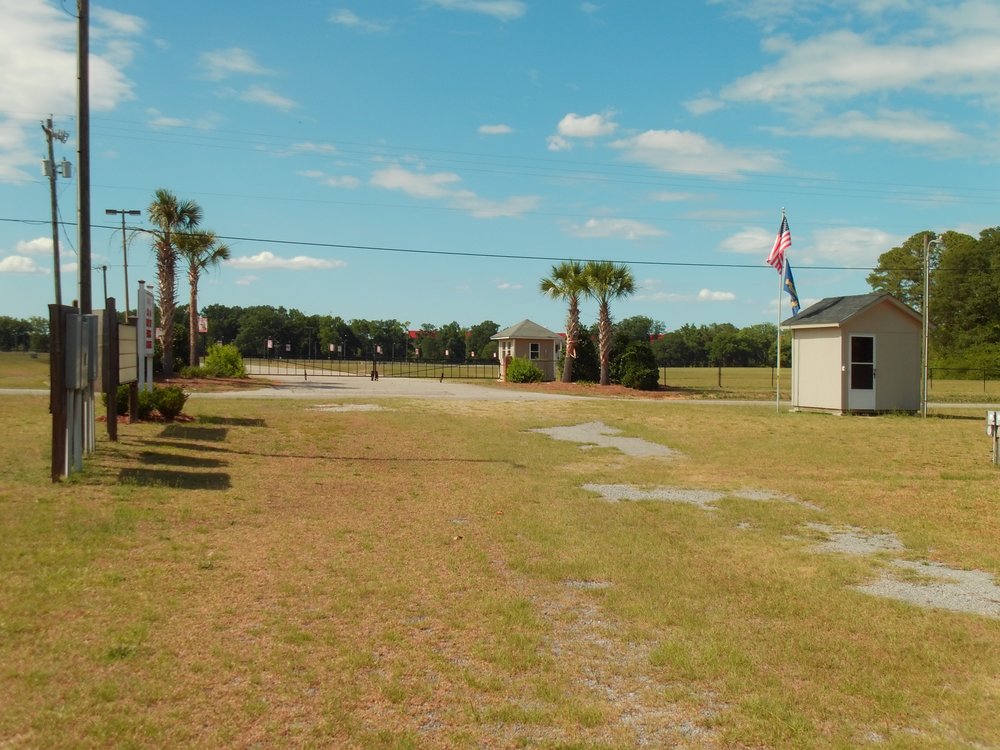 YOUNG EASY IN EASY OUT PARKING Updated August 2024 1325 Indian