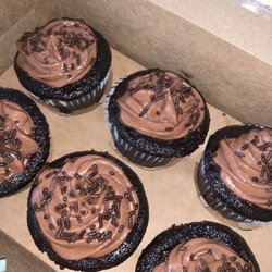 Got The Goods Los Angeles - Chocolate flavored cupcakes with Nutella based frosting! So good!
