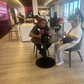 T-Mobile Experience Store - Mobile Phones Near Me - Las Vegas, Nevada T-Mobile Experience Store - Mobile Phones Near Me - Las Vegas, Nevada