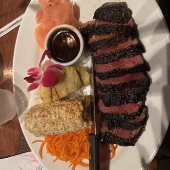 Sur at The Barnyard - Kona steak plate - New American Near Me - Carmel, California Sur at The Barnyard - Kona steak plate - New American Near Me - Carmel, California