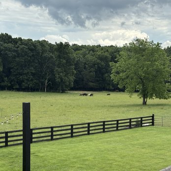 Red August Farm - Wedding Planning Near Me Red August Farm - Wedding Planning Near Me