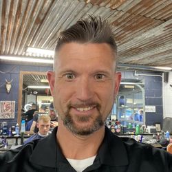 Washington Park Barber Shop - Good hair cut. Thanks Austin!