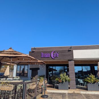 Dream Cafe - This area of mid century strip center now rehabbed for the 21st century - Juice Bars & Smoothies Near Me - Richardson, Texas
