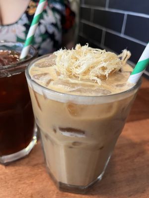 The Grey Jay by null