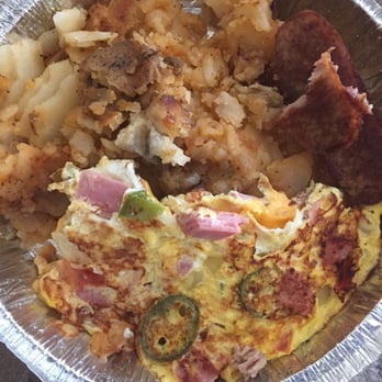 Avenita Diner - Mexican omelette platter with homefries and toast. - Diners Near Me - Jamaica, New York Avenita Diner - Mexican omelette platter with homefries and toast. - Diners Near Me - Jamaica, New York