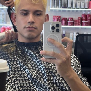 Salon Avalon - Bleach - Hair Salons Near Me - Pleasant Hill, California Salon Avalon - Bleach - Hair Salons Near Me - Pleasant Hill, California