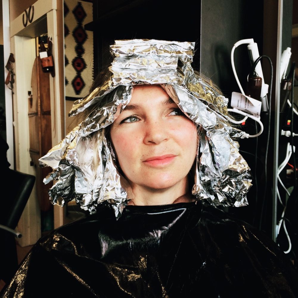 SALON Updated August 2024 24 Photos & 134 Reviews 3235 16th St, San Francisco