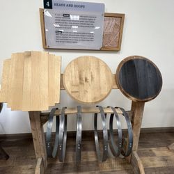 Kentucky Cooperage - Display and visitor center showing how barrels are made