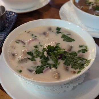 Na Rath Restaurant - Tom kha kai (creamy chicken coconut soup) - Thai Near Me - Elmhurst, New York Na Rath Restaurant - Tom kha kai (creamy chicken coconut soup) - Thai Near Me - Elmhurst, New York