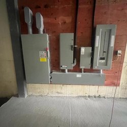 Henry & Son Electric - Photo