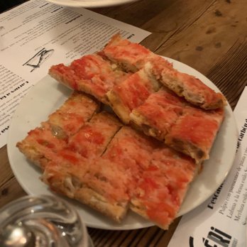 Cheri - Suggested starter (tomato) bread $1.90 per person accompanied by small cuts of salami? - Spanish Near Me - Barcelona, B