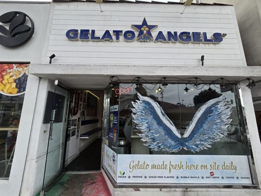 Gelato and Angels by null