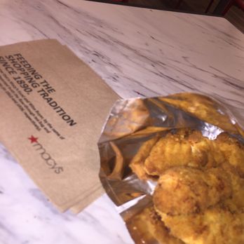 Macy's Taste Bar - American Near Me - Miami, Florida