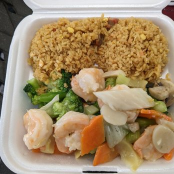 China Gate Chinese Restaurant - Shrimp with vegetable lunch - Chinese Near Me - Altamonte Springs, Florida