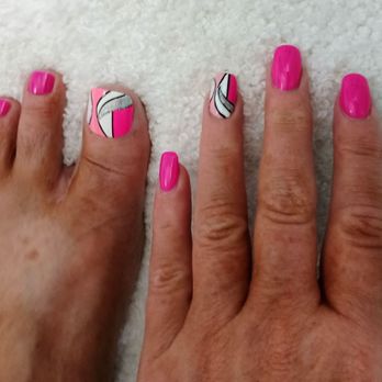 Glossy Nails and Spa - My right foot and left hand - Nail Salons Near Me - Sandusky, Ohio Glossy Nails and Spa - My right foot and left hand - Nail Salons Near Me - Sandusky, Ohio