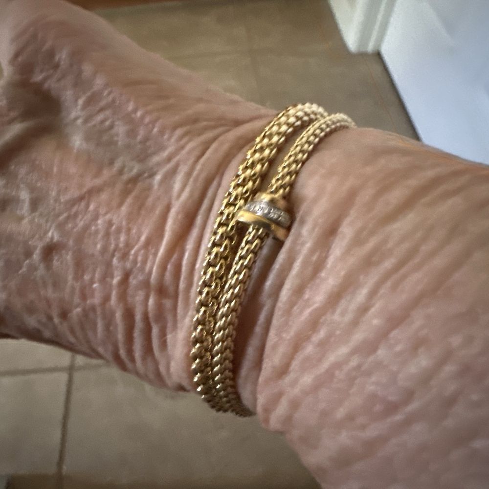 The Gold Corner - Two stretch bracelets - Jewelry Near Me - Florence, FI The Gold Corner - Two stretch bracelets - Jewelry Near Me - Florence, FI