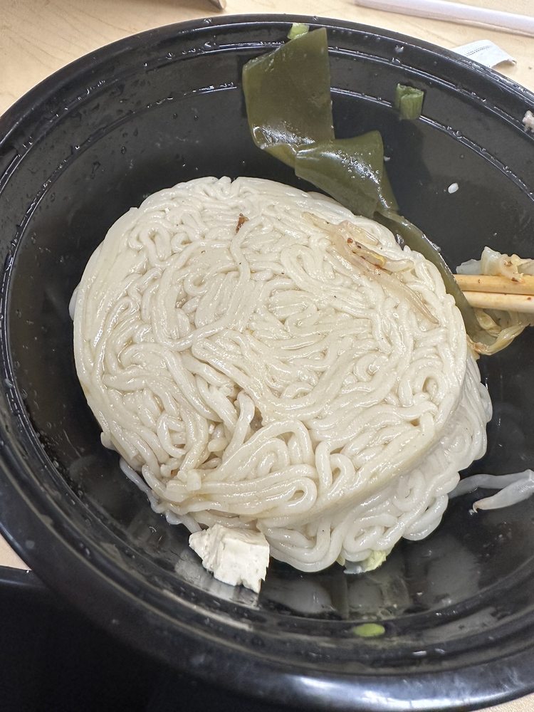 MR. NOODLE RESTAURANT Updated August 2024 13 Reviews 4572