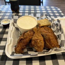 Annette's Country Skillet Diner - 3 piece chicken meal