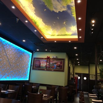 Wasabi 3 - Nice ambience in dining area - Asian Fusion Near Me - Kennett Square, Pennsylvania