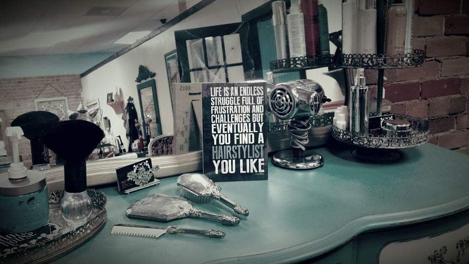 DOLLHOUSE SALON Updated July 2024 308 Bolivar St, Sanger, Texas