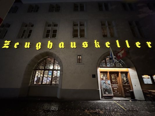 Zeughauskeller by null