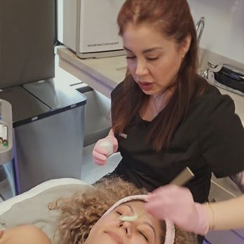 Serene Aesthetics & MedSpa - Marisol doing an amazing job on my hydrofacial. - Medical Spas Near Me - Eastvale, California Serene Aesthetics & MedSpa - Marisol doing an amazing job on my hydrofacial. - Medical Spas Near Me - Eastvale, California