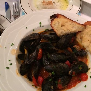 Noosa Bistro - So many mussels for an appetizer! - Seafood Near Me - Mentor, Ohio