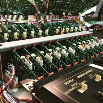 Rosen Sound - Yamaha CS-70M - Musical Instrument Services Near Me - Burbank, California