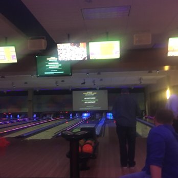 Celebrity Lanes - Bowling Near Me - Centennial, Colorado Celebrity Lanes - Bowling Near Me - Centennial, Colorado