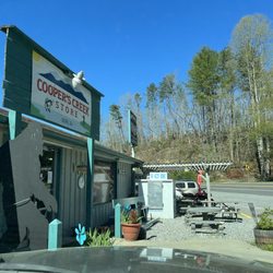 Coopers Creek Store