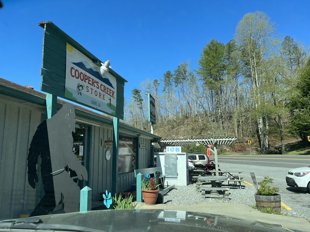 Coopers Creek Store Logo