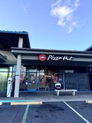 Pizza Hut by null