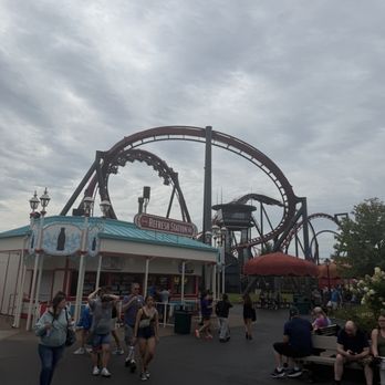 Six Flags Great America - Amusement Parks Near Me - Gurnee, Illinois Six Flags Great America - Amusement Parks Near Me - Gurnee, Illinois